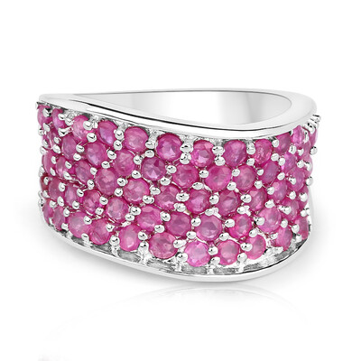 Anello in argento con Rubino