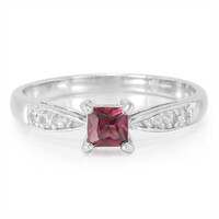 Anello in argento con Rodolite