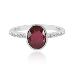 Anello in argento con Rubino del Madagascar