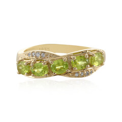Anello in oro con Sfene