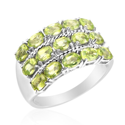 Anello in argento con Peridoto