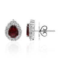 Orecchini in oro con Spinello Rosso della Birmania (Estée Collection)