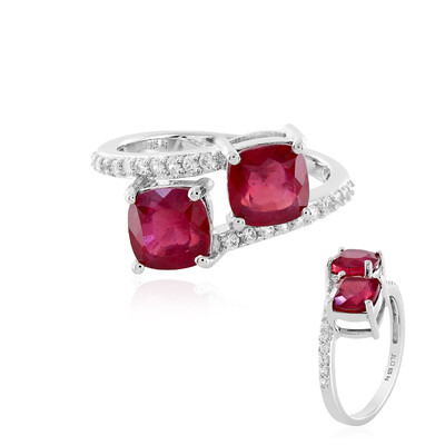 Anello in argento con Rubino del Madagascar