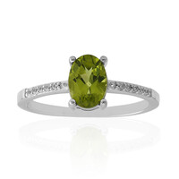 Anello in argento con Peridoto della Birmania