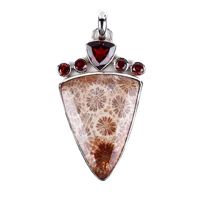 Ciondolo in argento con Corallo Pietrificato