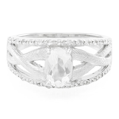 Anello in argento con Petalite
