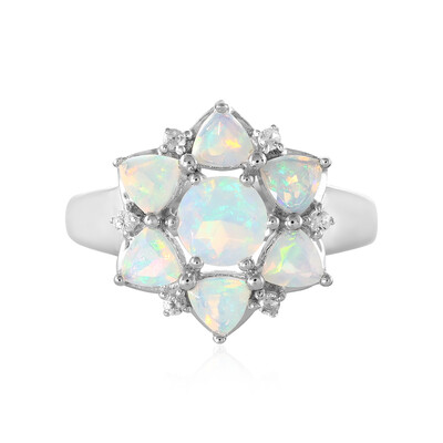 Anello in argento con Opale di Welo
