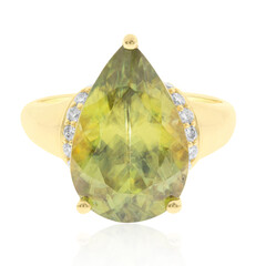 Anello in oro con Sfene (CIRARI)