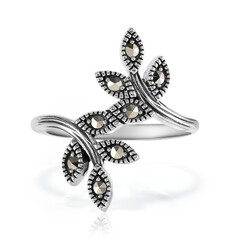 Anello in argento con Marcassite