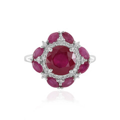 Anello in argento con Rubino del Madagascar