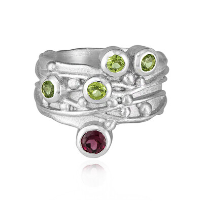 Anello in argento con Rodolite