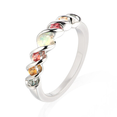 Anello in argento con Opale di Welo