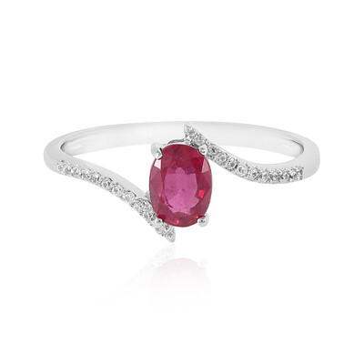 Anello in argento con Rubino Bemainty