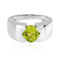 Anello in argento con Peridoto