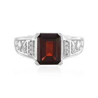 Anello in argento con Granato Mozambico