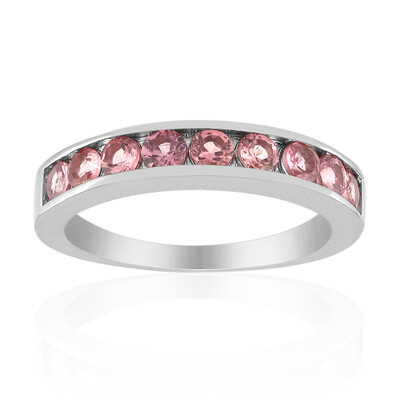 Anello in argento con Granato Malaya