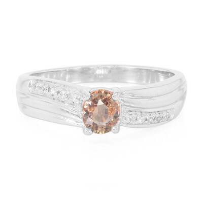 Anello in argento con Zaffiro Cangiante (non riscaldato)