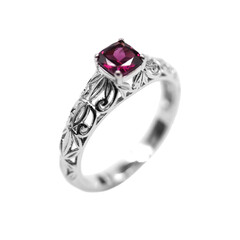 Anello in argento con Granato Tocantin