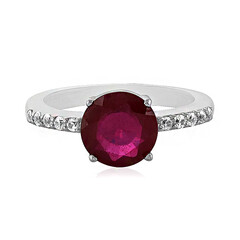 Anello in argento con Rubino del Madagascar