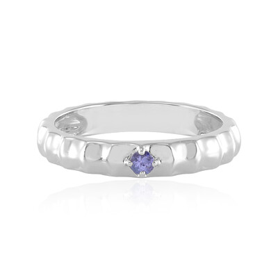 Anello in argento con Tanzanite