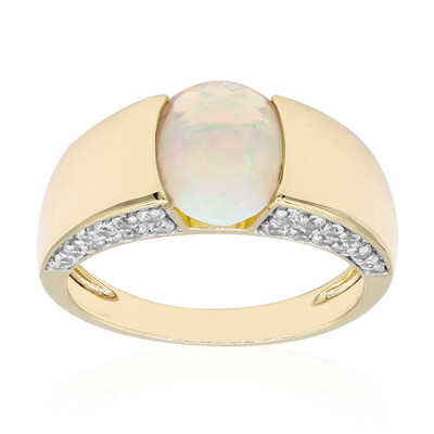 Anello in oro con Opale di Welo