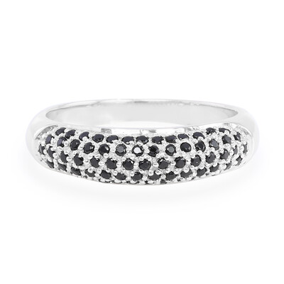 Anello in argento con Spinello Nero