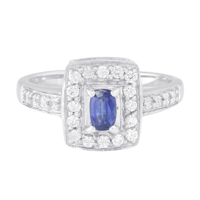 Anello in argento con Cianite del Nepal