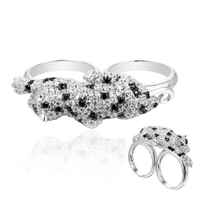 Anello in argento con Spinello Nero (Dallas Prince Designs)