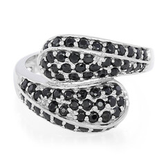 Anello in argento con Spinello Nero