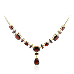 Collana in argento con Granato