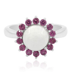 Anello in argento con Giadeite Bianca