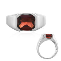 Anello in argento con Granato d’India