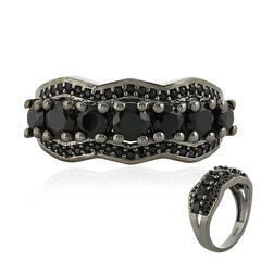 Anello in argento con Spinello Nero