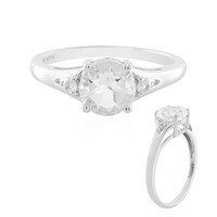 Anello in argento con Petalite