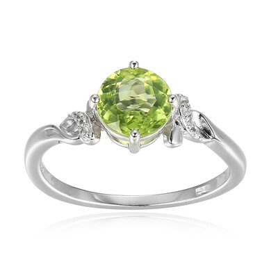 Anello in argento con Peridoto