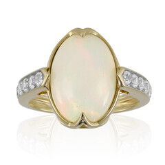 Anello in oro con Opale di Welo (Adela Gold)