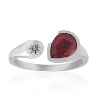 Anello in argento con Rubino Bemainty