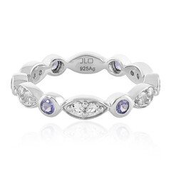 Anello in argento con Tanzanite