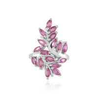Anello in argento con Rubino
