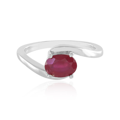 Anello in argento con Rubino del Madagascar