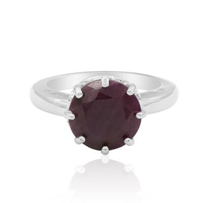 Anello in argento con Rubino