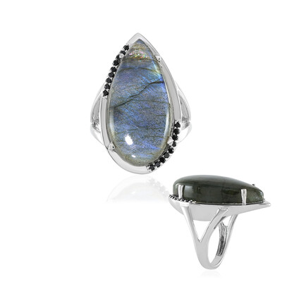 Anello in argento con Labradorite