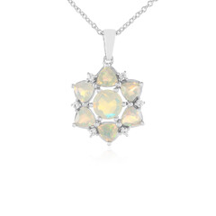 Collana in argento con Opale di Welo