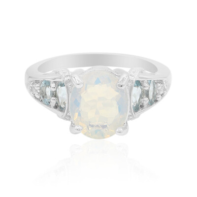 Anello in argento con Opale di Welo