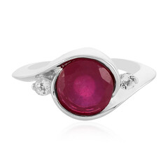 Anello in argento con Rubino del Madagascar