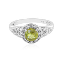 Anello in oro con Sfene