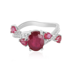 Anello in argento con Rubino del Madagascar