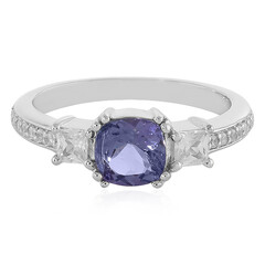 Anello in argento con Tanzanite