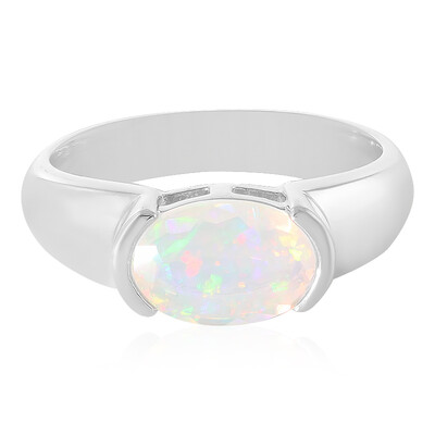 Anello in argento con Opale di Welo