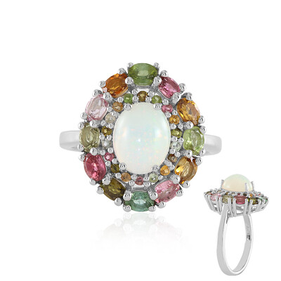 Anello in argento con Opale di Welo